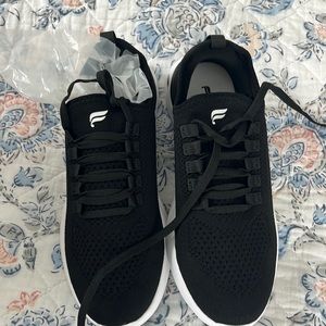 Fabletics Everyday Sneaker; Black; Size 8.5